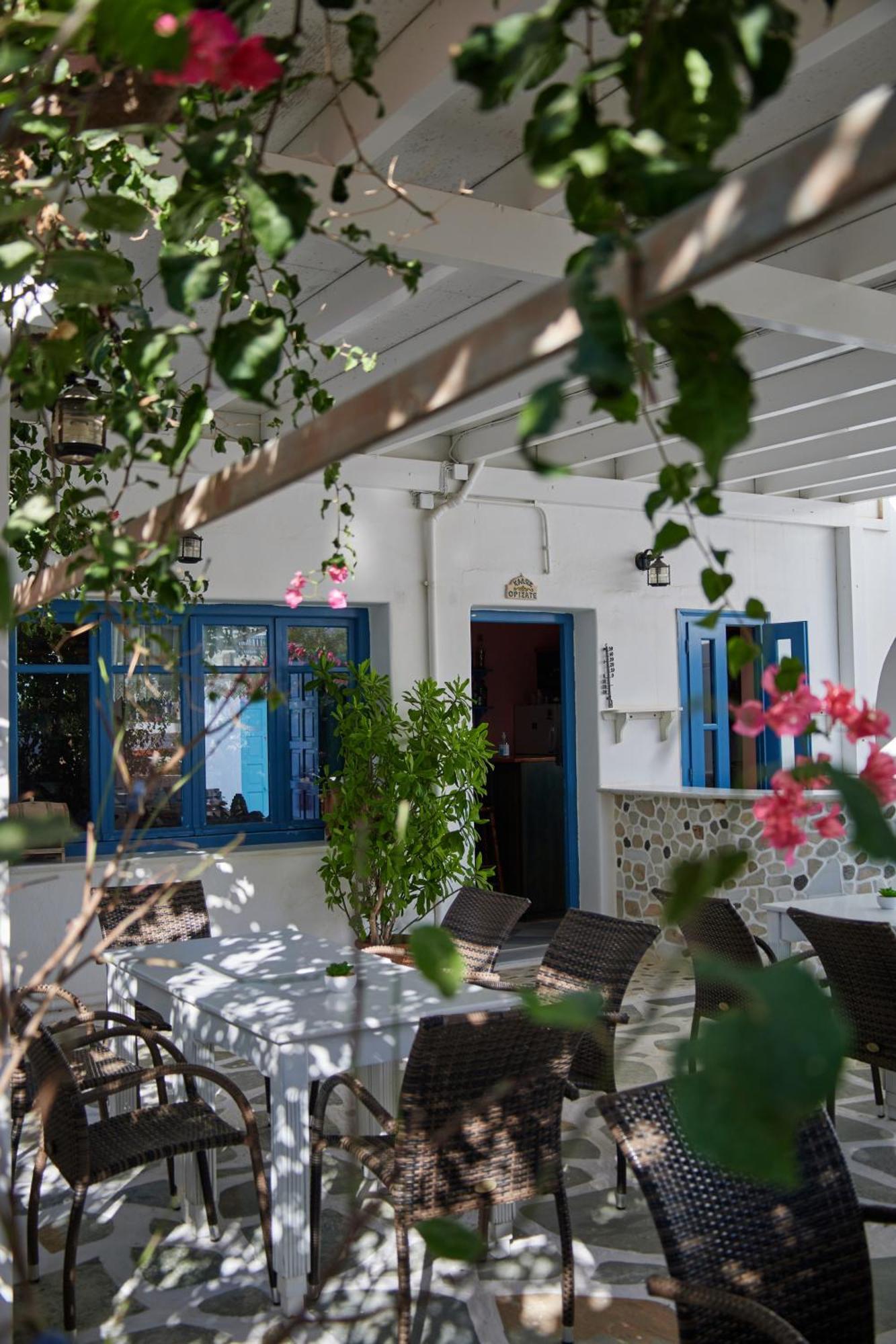 Theologos Place Hotel Antiparos Exterior photo